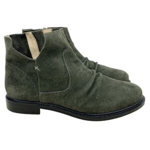 Kelsi Dagger BROOKLYN LATCH GREY Suede Ankle Boots SIZE 11 NWOB